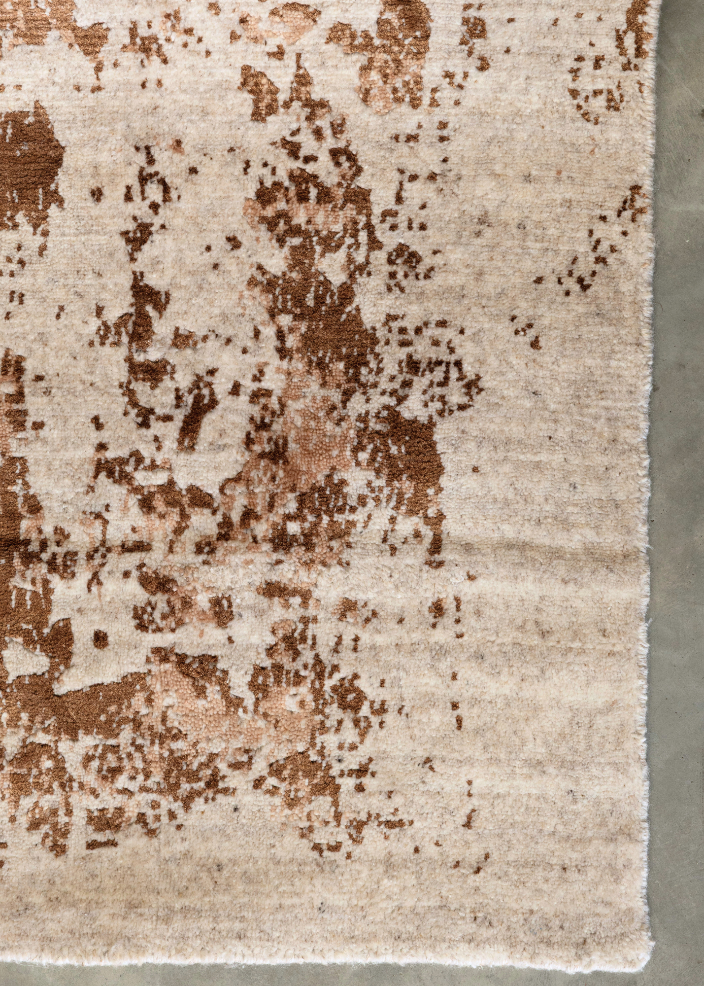 Blush Shadow Pink and Rust Rug By Four Corners Rugs Close Up