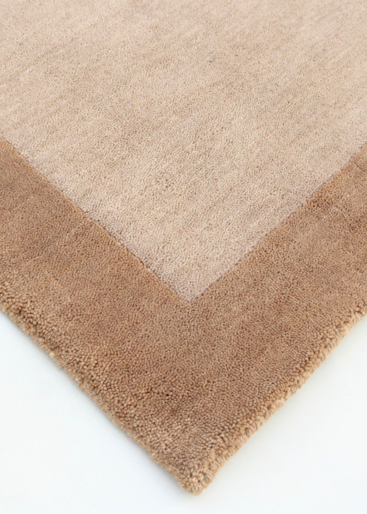 Cream & Camel Border Rug (Neutral Series) corner