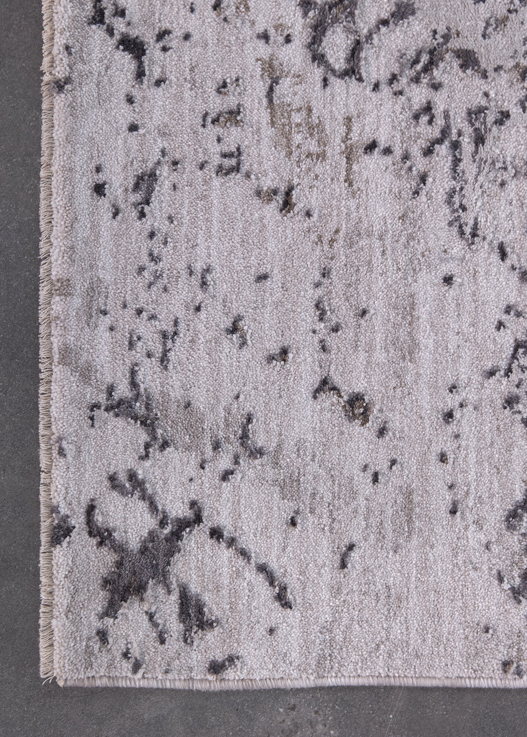 Echo Grey and Gold Rug Abstract Rug Four Corners Rugs