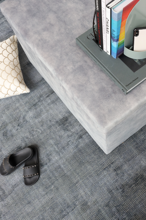 Linear Minimalist Rug
