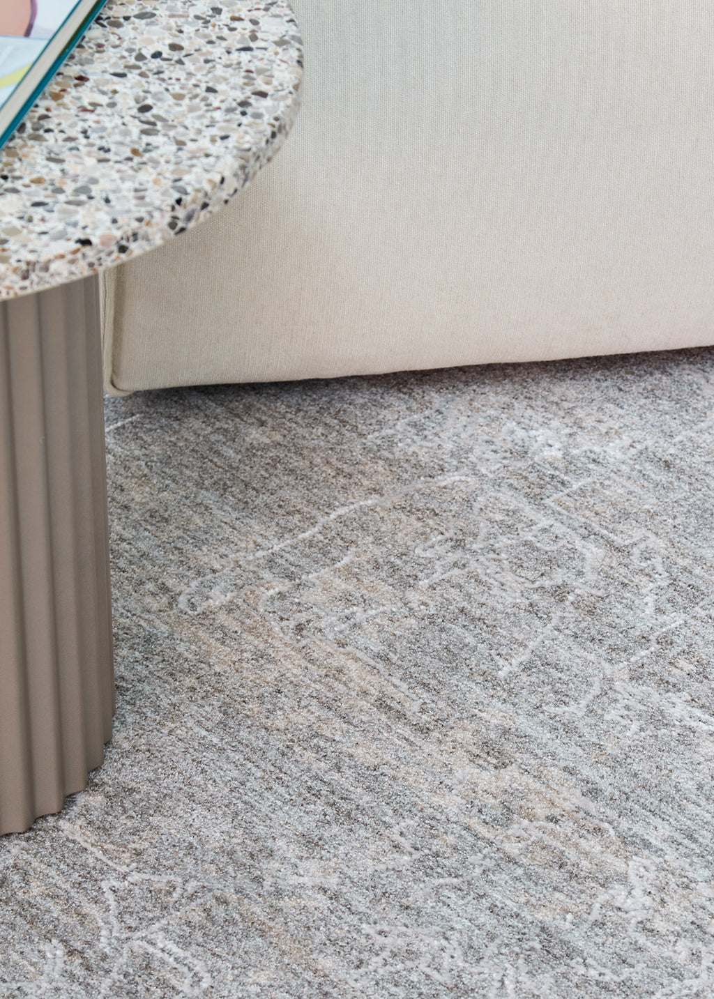 Mirage Blue and Cream Transitional Rug Four Corners Rugs