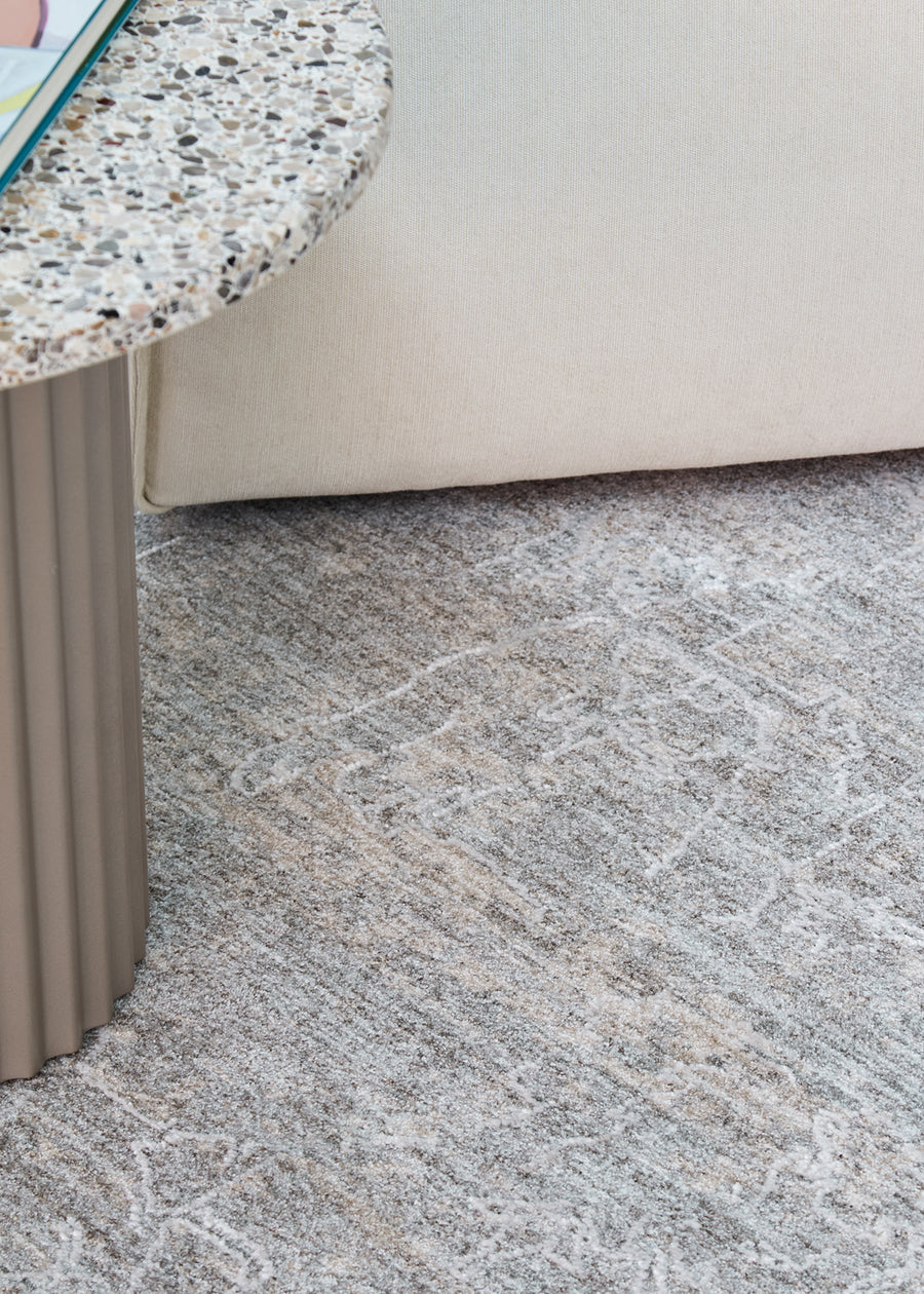 Mirage Blue and Cream Transitional Rug