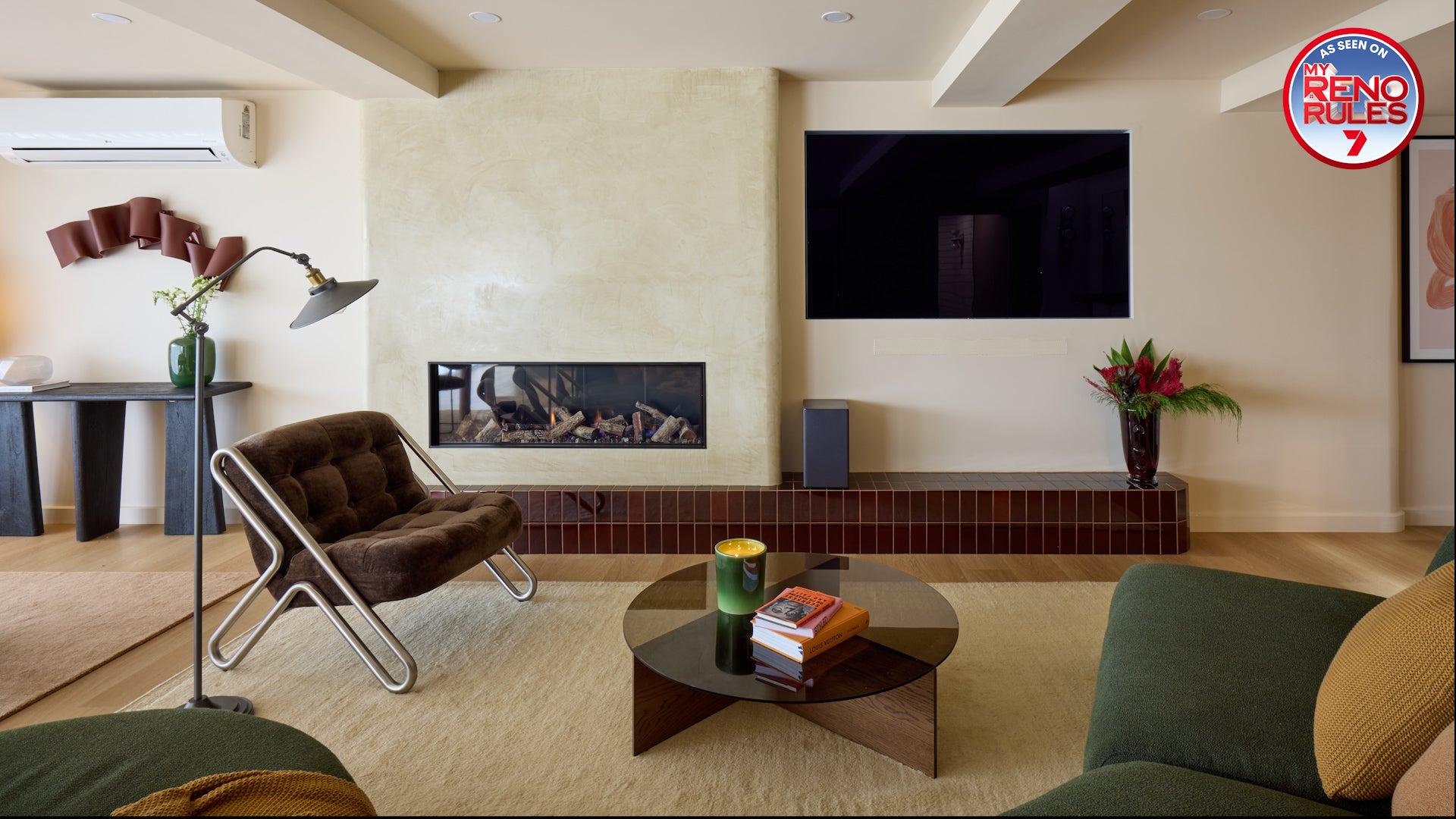 My Reno Rules (Renovation TV Show by Adrian Portelli), Living Room Featuring Double Border Cream Wool Rug by Four Corners Rugs - House 2 Franky & Isaac